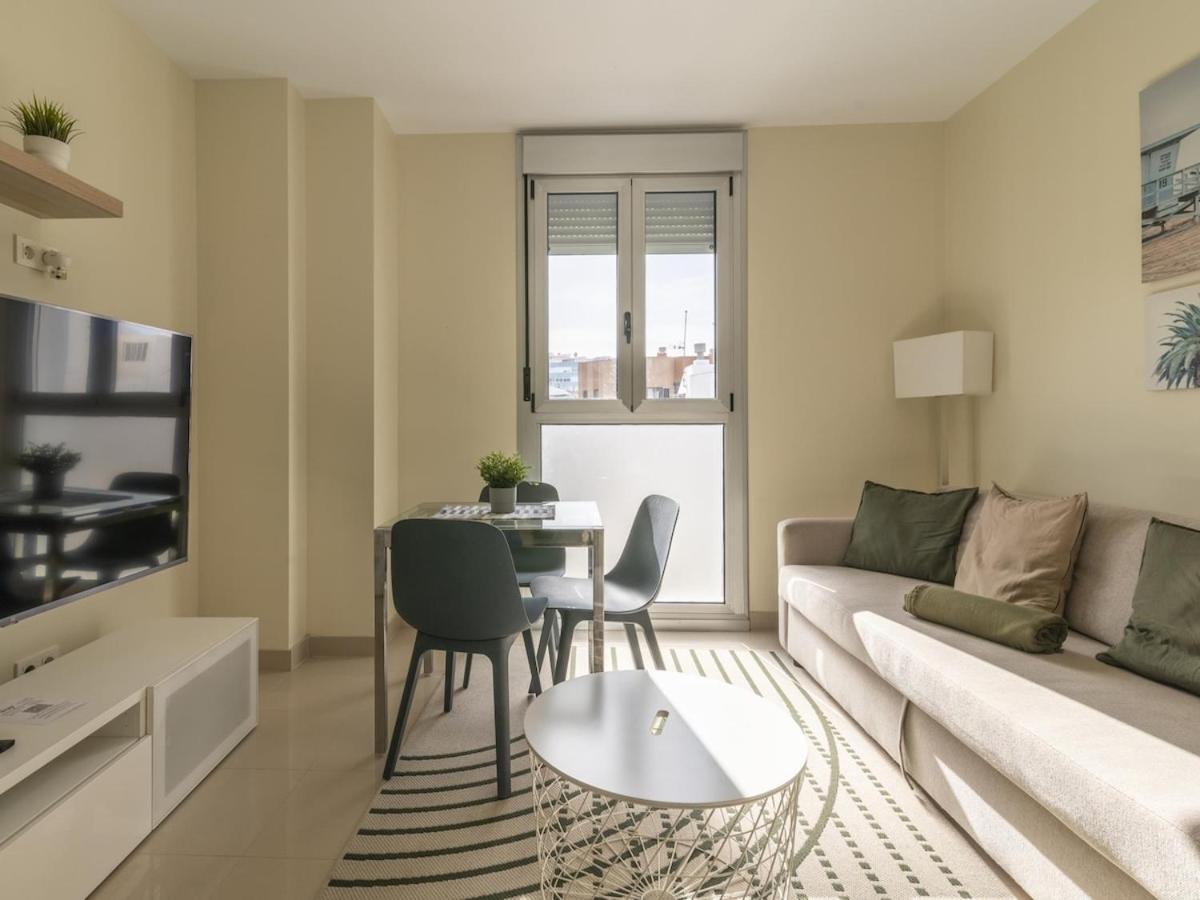 Nuevos Lightbooking Livian Suites Las Palmas Bagian luar foto