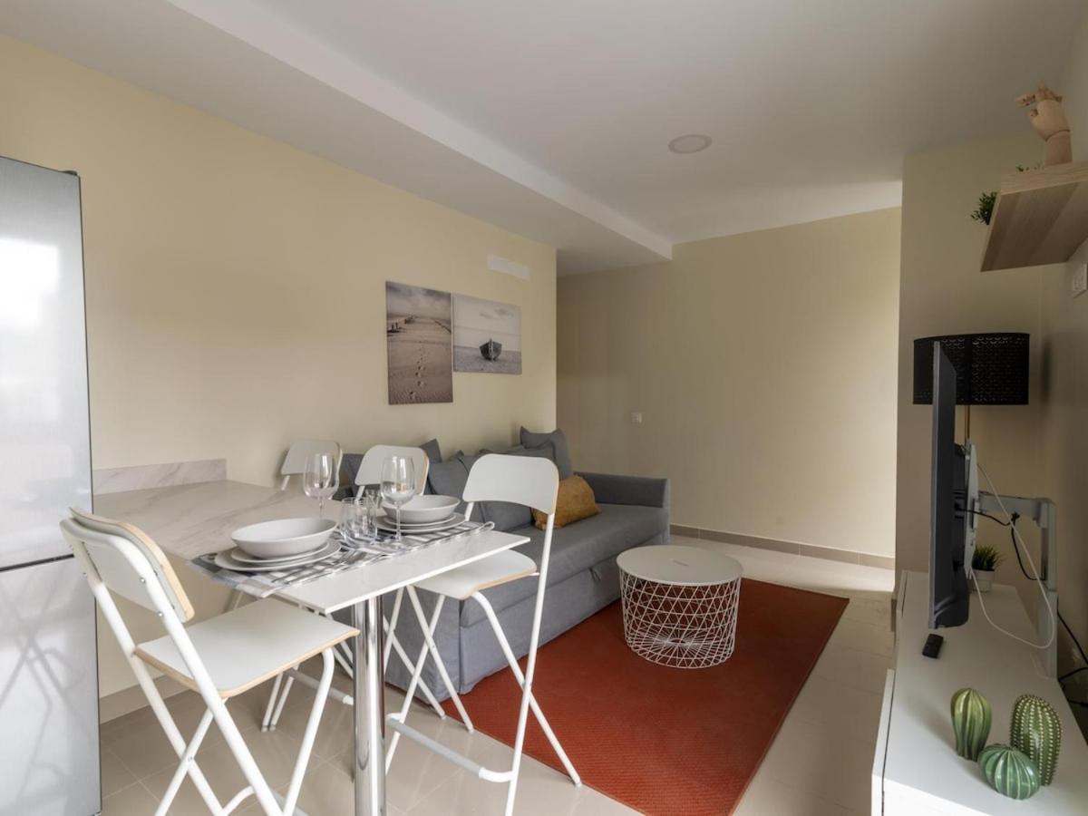 Nuevos Lightbooking Livian Suites Las Palmas Bagian luar foto